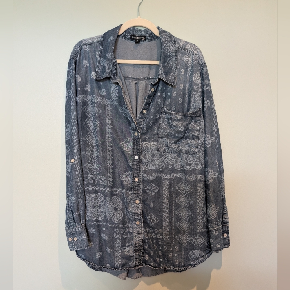 Lane Bryant Blue Lyocell Casual Button Down Shirt with Paisley Print
